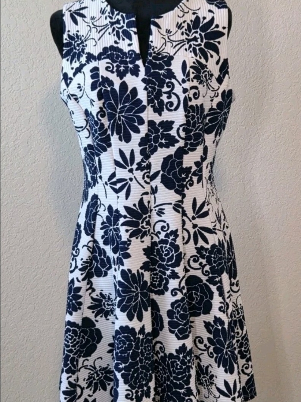 Danny & Nicole Navy and White Floral Fit & Flare Dress 10P